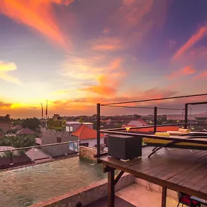 seminyak-sky-suites.ubudhotelsnow.com/